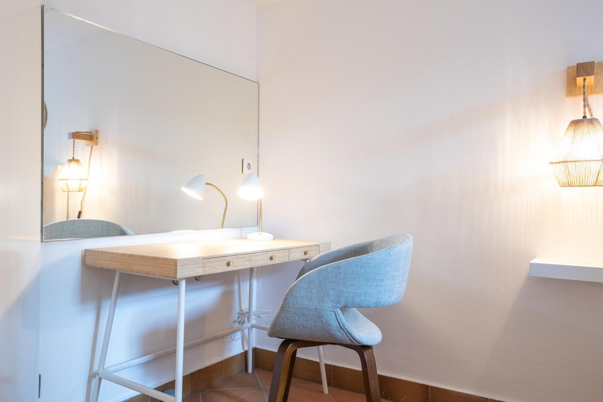 Charmantes 2-zimmer-apartment Mit Vorgarten Berlijn